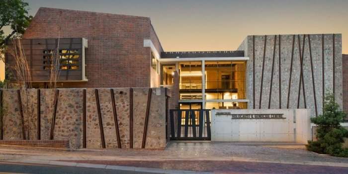 The Johannesburg Holocaust & Genocide Centre avec Sara Cox